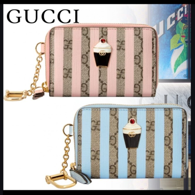 Gucci【グッチ】エナメルアイス入り ジップカードケース