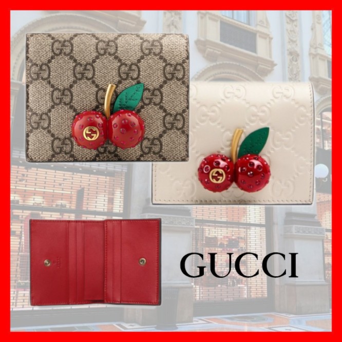 Gucciチェリー(さくらんぼ) 付き GGスプリーム キャンバス カードケース（コイン＆紙幣入れ付き）476050