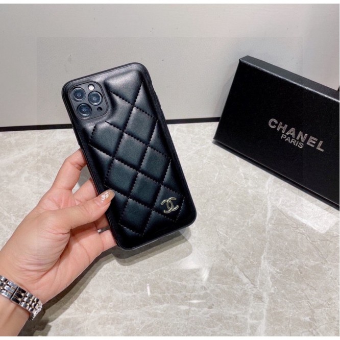 Chanel シャネル・iPhone 携帯クラシッントケース
