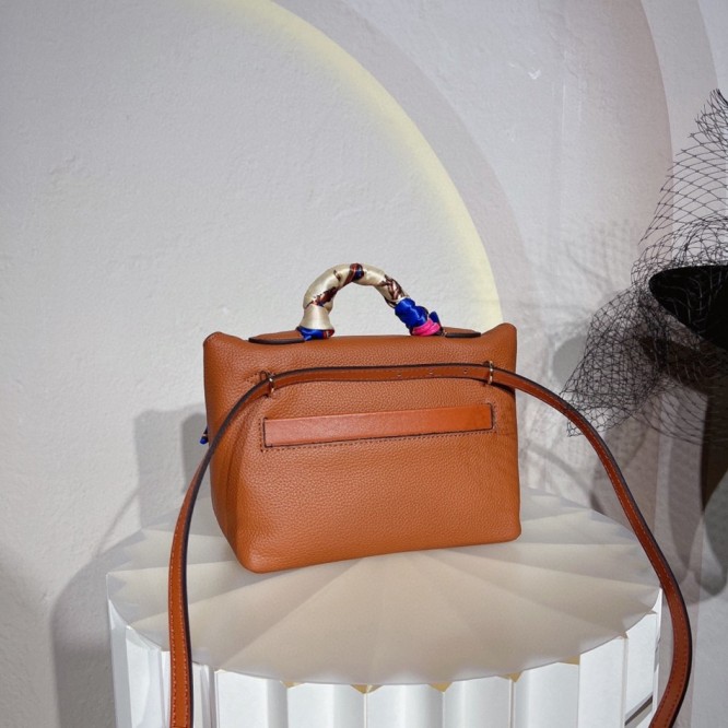 Hermes エルメス 2424mini☆  ショルダーバッグ 手提げ袋 肩掛け