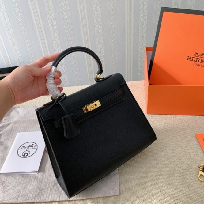 Hermes エルメス ☆ 2021年最新なクラシックな Kelly ショルダーバッグ 手提げ袋 肩掛け