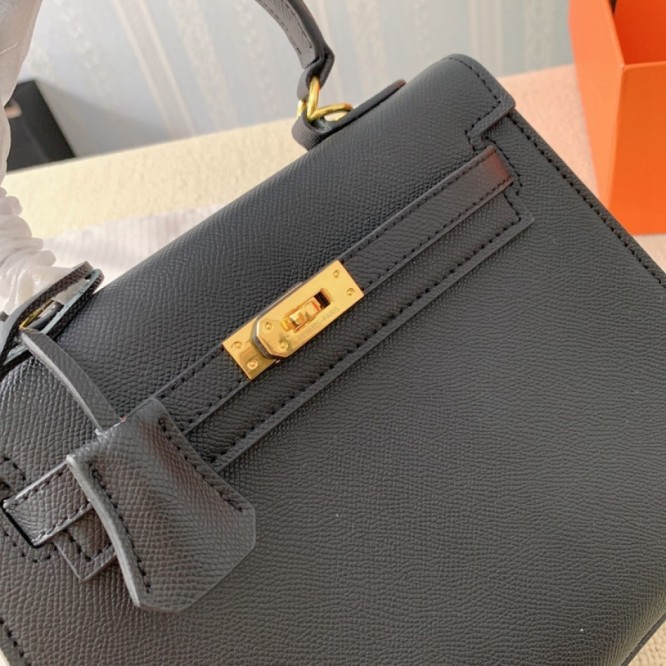Hermes エルメス ☆ 2021年最新なクラシックな Kelly ショルダーバッグ 手提げ袋 肩掛け