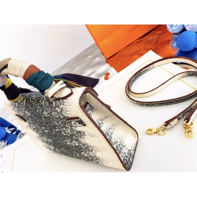 Hermes エルメス ☆ 2021年最新なクラシックな Kelly ショルダーバッグ 手提げ袋 肩掛け