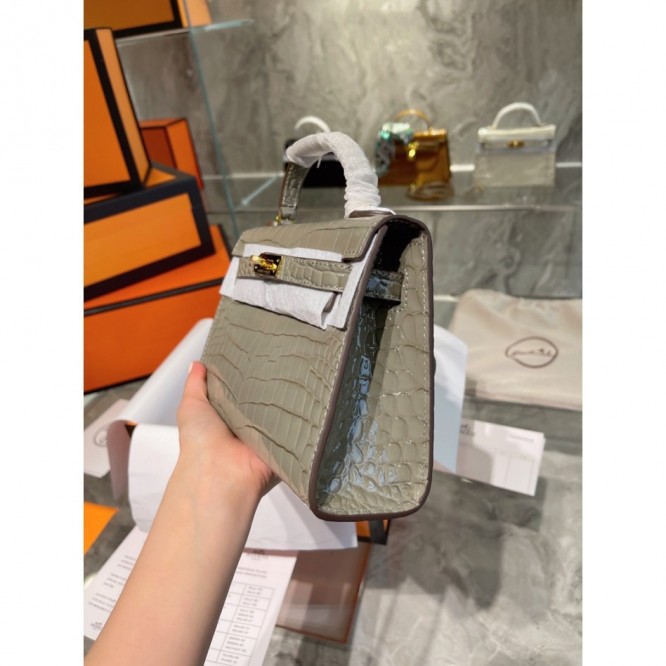 Hermes エルメス ☆ 2021年最新なクラシックな Kelly ショルダーバッグ 手提げ袋 肩掛け
