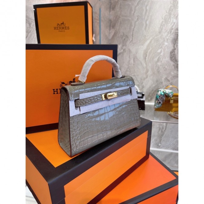 Hermes エルメス ☆ 2021年最新なクラシックな Kelly ショルダーバッグ 手提げ袋 肩掛け