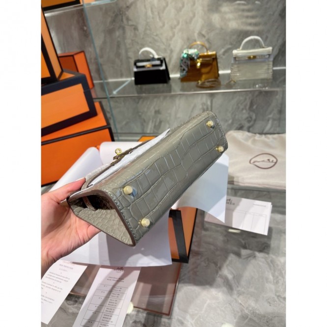 Hermes エルメス ☆ 2021年最新なクラシックな Kelly ショルダーバッグ 手提げ袋 肩掛け