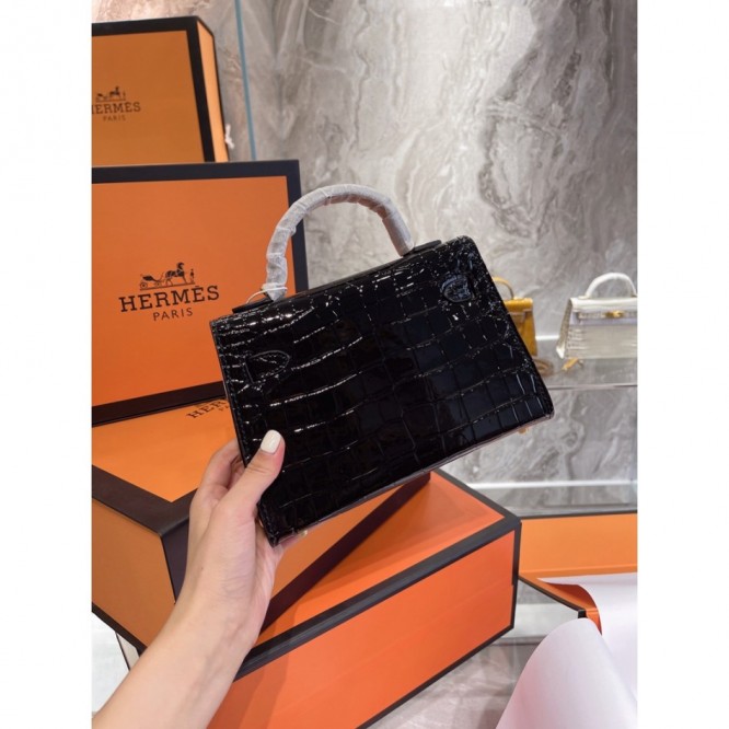 Hermes エルメス ☆ 2021年最新なクラシックな Kelly ショルダーバッグ 手提げ袋 肩掛け