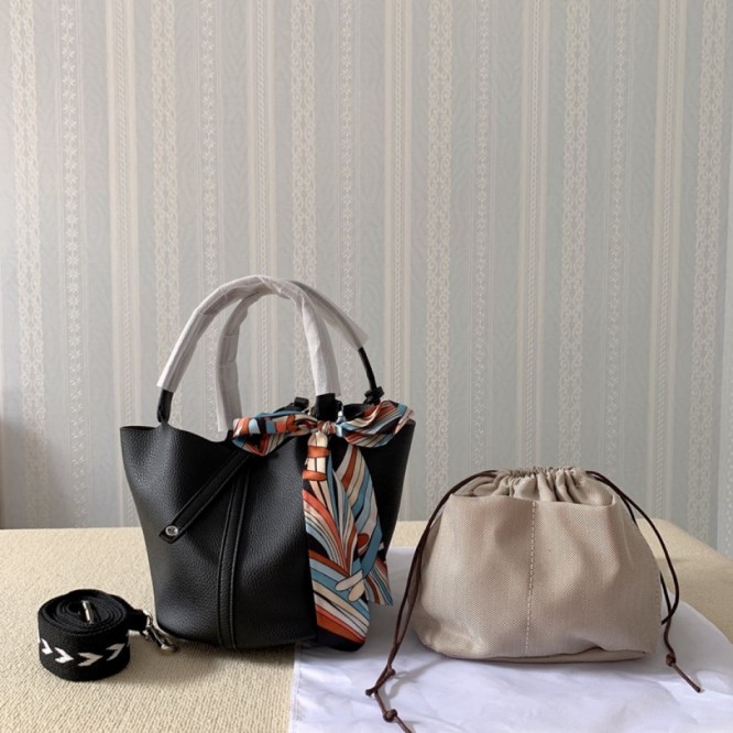 Hermes エルメス ☆ 2021年最新なクラシックな Picotin 15 手提げ袋 肩掛け