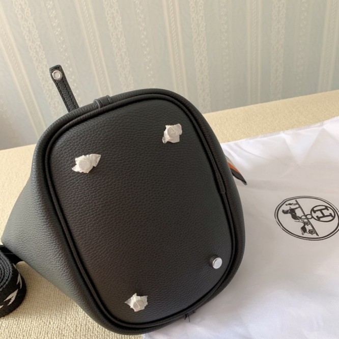 Hermes エルメス ☆ 2021年最新なクラシックな Picotin 15 手提げ袋 肩掛け