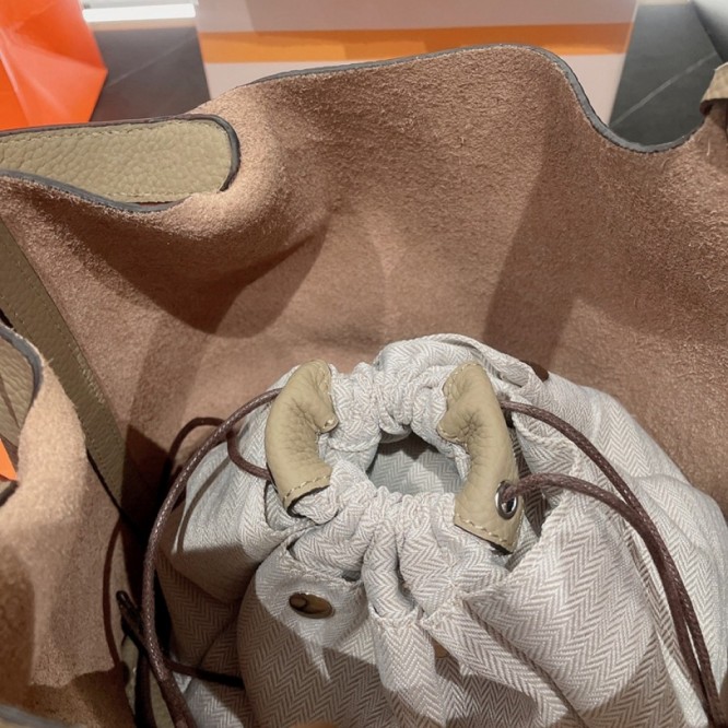 Hermes エルメス ☆ 2021年最新なクラシックな Picotin 18 手提げ袋