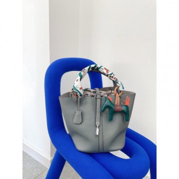 Hermes エルメス ☆ 2021年最新なクラシックな Picotin 18 手提げ袋 Hermes エルメス ☆ 2021年最新なクラシックな Picotin 18 手提げ袋