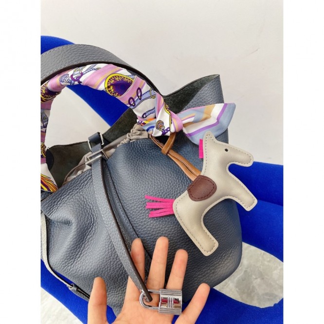Hermes エルメス ☆ 2021年最新なクラシックな Picotin 18 手提げ袋