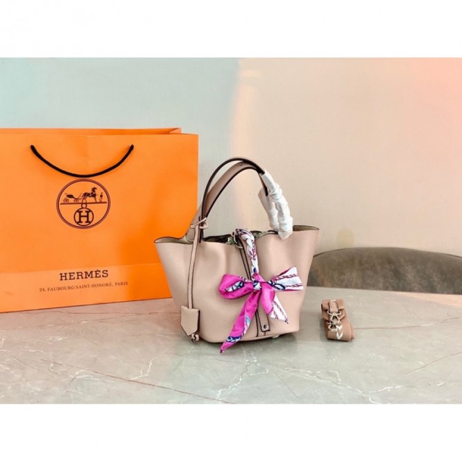 Hermes エルメス ☆ 2021年最新なクラシックな Picotin 18 手提げ袋 肩掛け