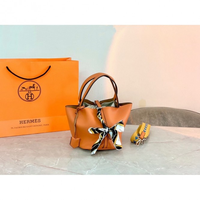 Hermes エルメス ☆ 2021年最新なクラシックな Picotin 18 手提げ袋 肩掛け
