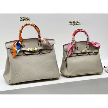 Hermes エルメス ☆ 2021年最新なクラシックな barkin ショルダーバッグ 手提げ袋 肩掛け Hermes エルメス ☆ 2021年最新なクラシックな barkin ショルダーバッグ 手提げ袋 肩掛け