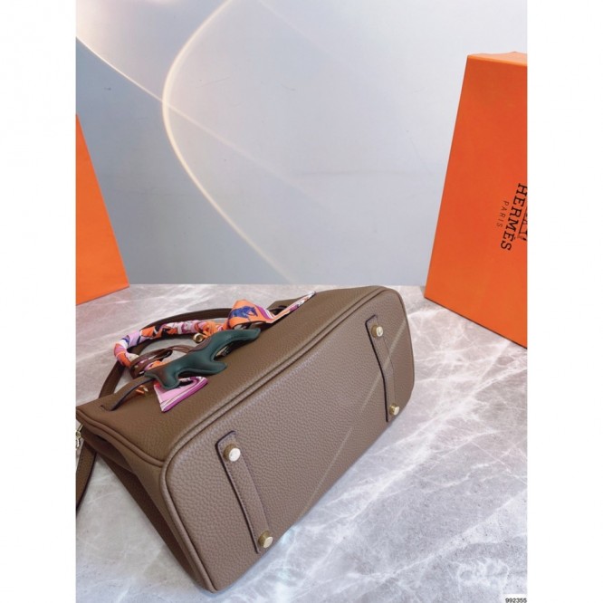 Hermes エルメス ☆ 2021年最新なクラシックな ショルダーバッグ 手提げ袋 肩掛け