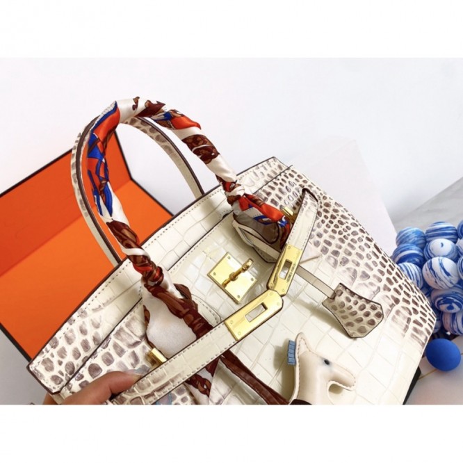 Hermes エルメス ☆ 2021年最新なクラシックな ショルダーバッグ 手提げ袋 肩掛け