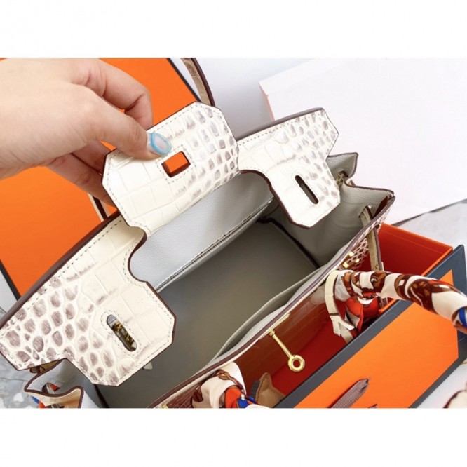 Hermes エルメス ☆ 2021年最新なクラシックな ショルダーバッグ 手提げ袋 肩掛け