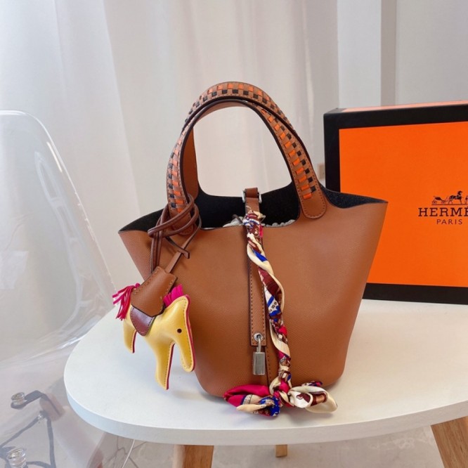Hermes エルメス ☆ 2021年最新なクラシックな 手提げ袋