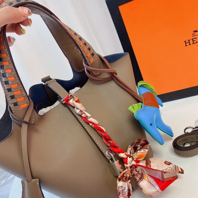 Hermes エルメス ☆ 2021年最新なクラシックな 手提げ袋