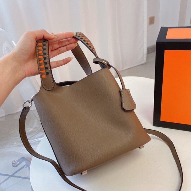 Hermes エルメス ☆ 2021年最新なクラシックな 手提げ袋