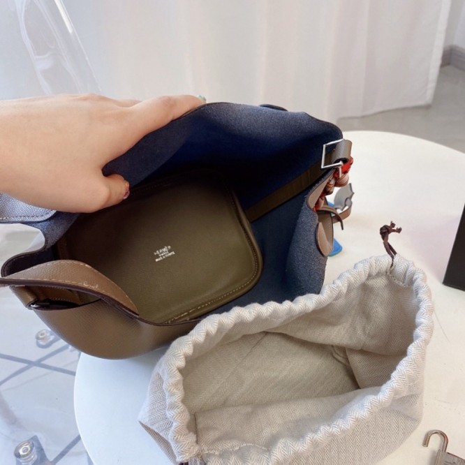 Hermes エルメス ☆ 2021年最新なクラシックな 手提げ袋