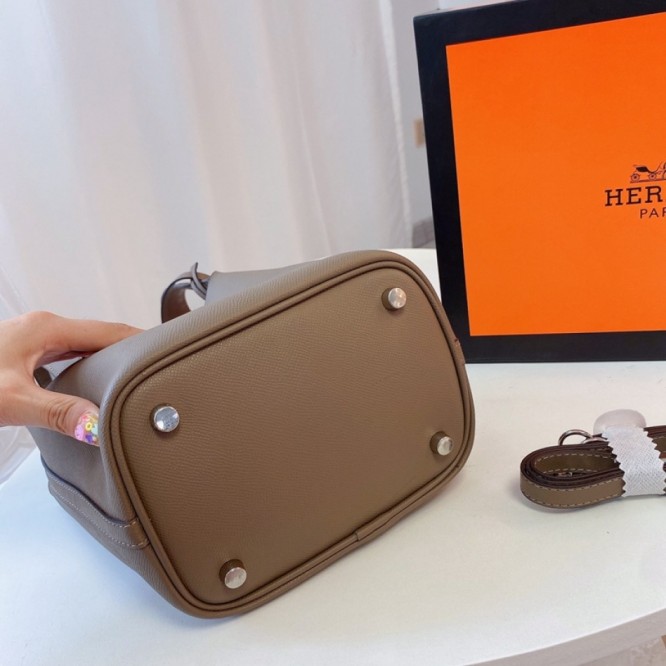 Hermes エルメス ☆ 2021年最新なクラシックな 手提げ袋