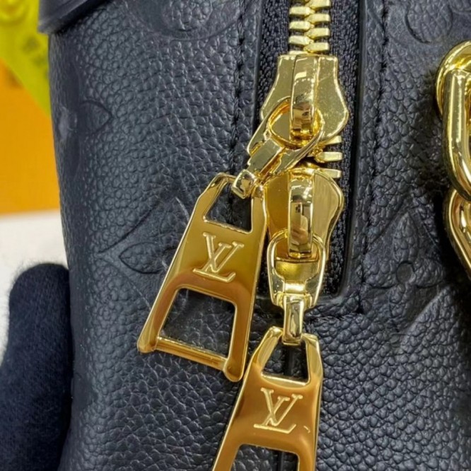 LOUIS VUITTON M45393 プティット・マル スープル