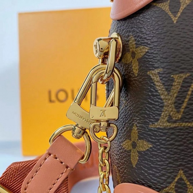 LOUIS VUITTON M45531 プティット・マル スープル