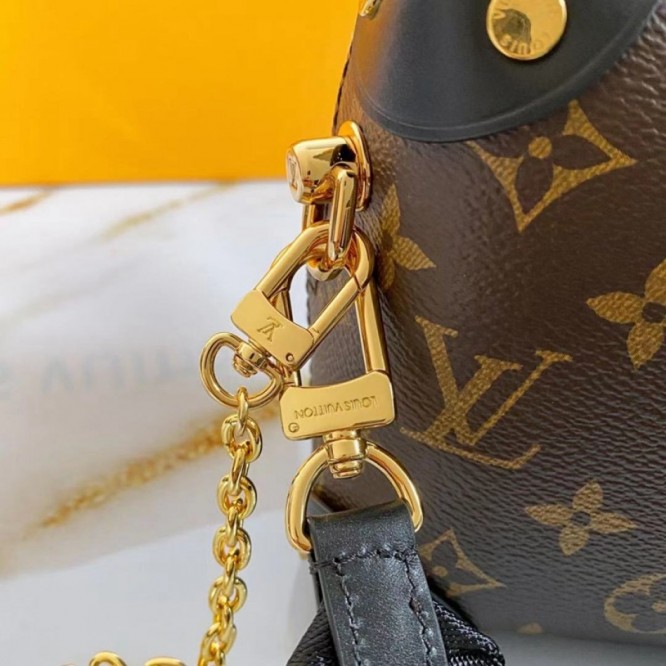 LOUIS VUITTON M45571 プティット・マル スープル     