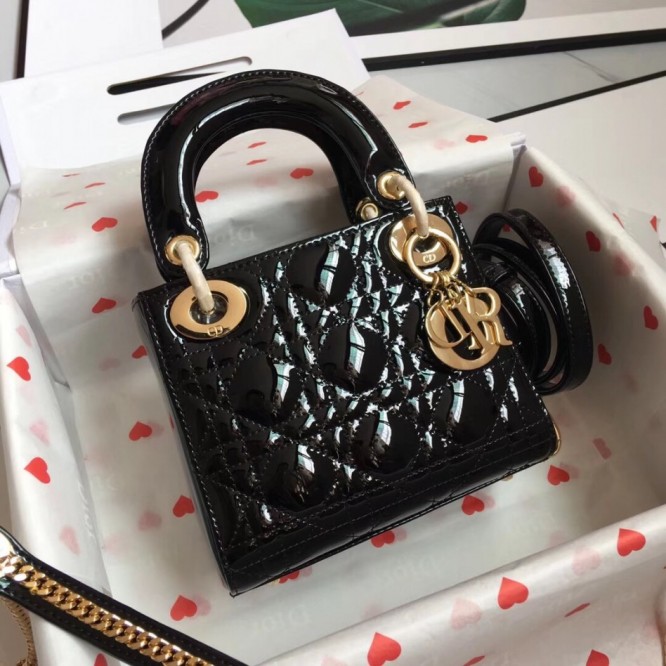 DIOR（ディオール）LADY DIOR ミニバッグ