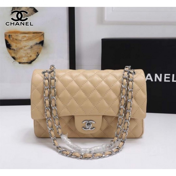 Chanel シャネル 大きなクラシックなハンドバッグ