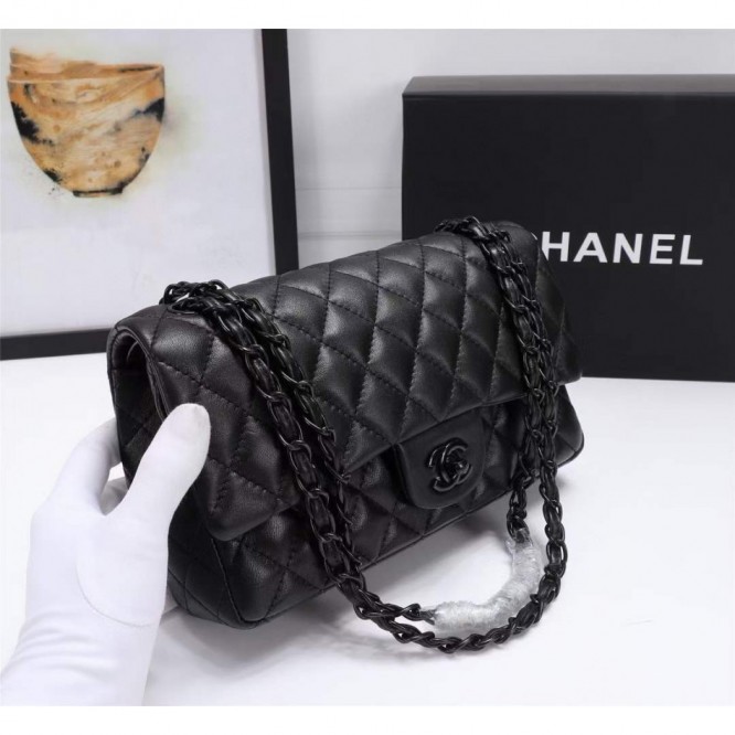 Chanel シャネル 大きなクラシックなハンドバッグ