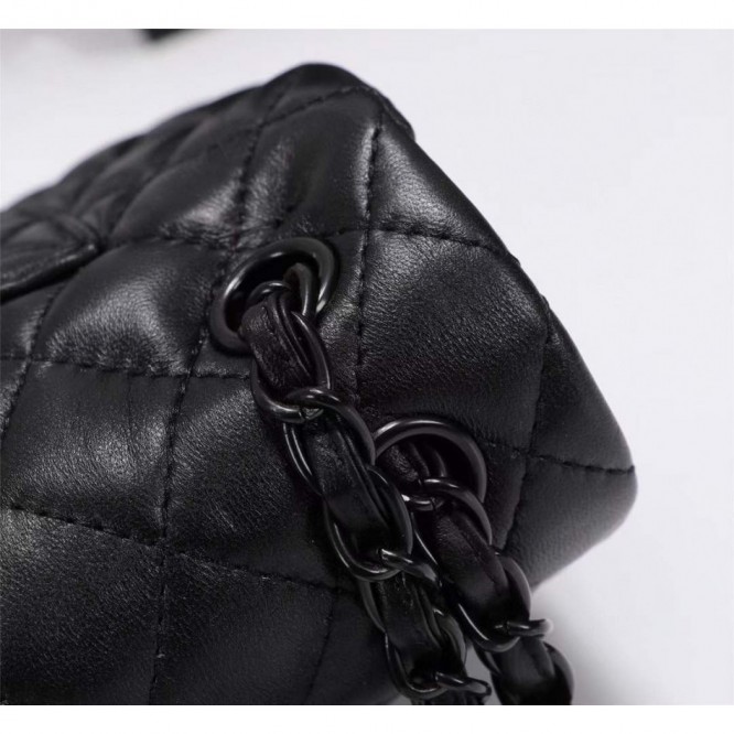 Chanel シャネル 大きなクラシックなハンドバッグ