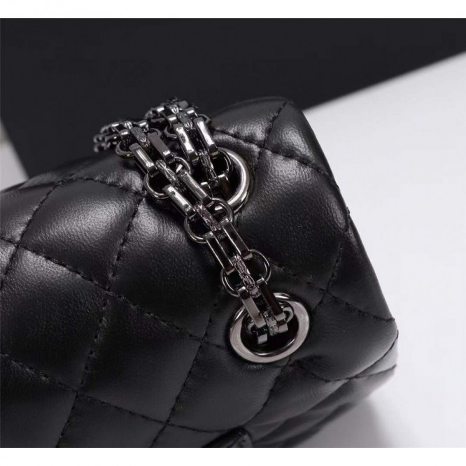 Chanel シャネル 大きなクラシックなハンドバッグ
