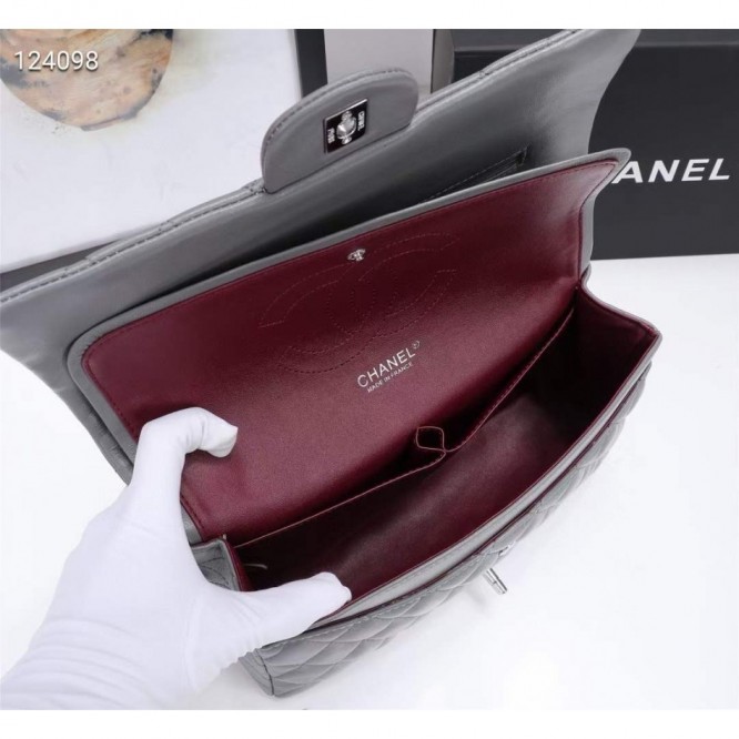 Chanel シャネル 大きなクラシックなハンドバッグ