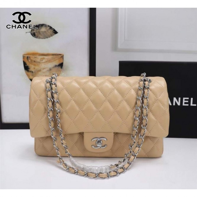 Chanel シャネル 大きなクラシックなハンドバッグ