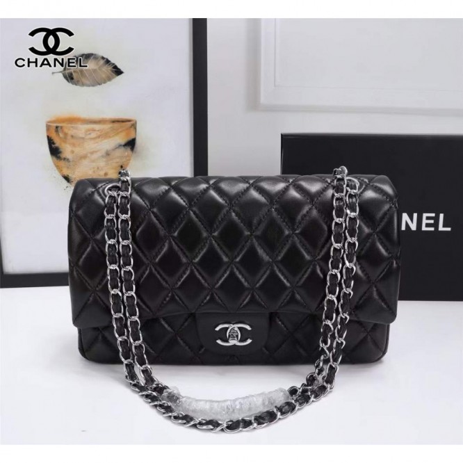 Chanel シャネル 大きなクラシックなハンドバッグ