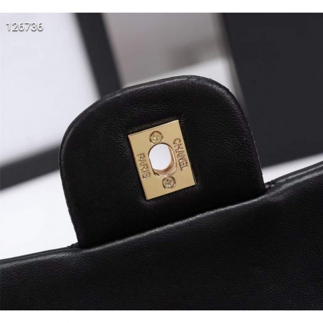 Chanel シャネル 大きなクラシックなハンドバッグ