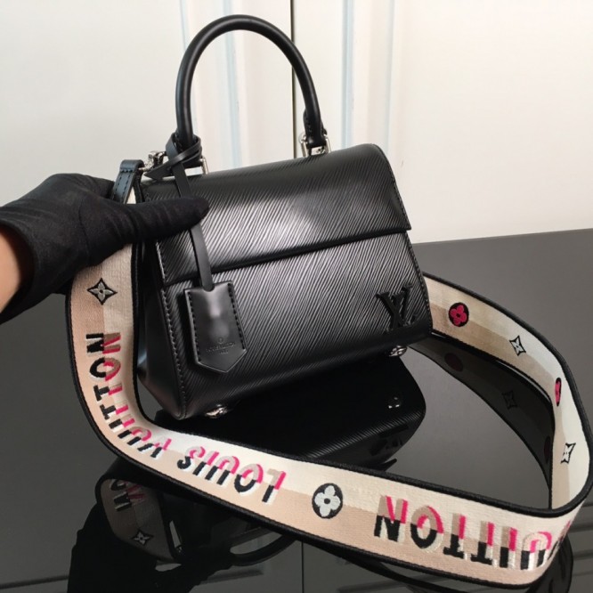 　LOUIS VUITTON クリュニー MINI ノワール M58925