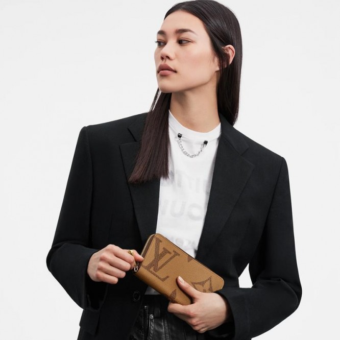 LOUIS VUITTON ジッピーウォレット M69353