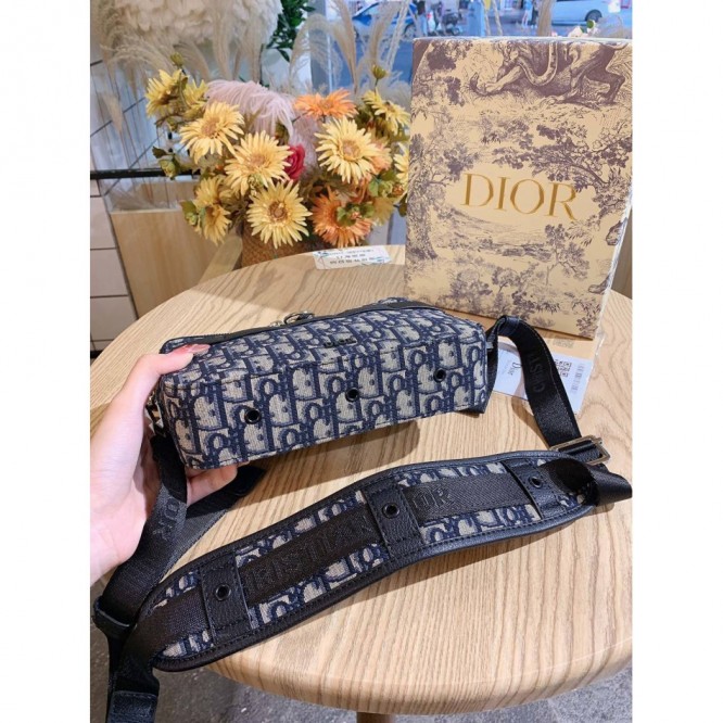 【DIOR】ディオール SAFARI メッセンジャーバッグ