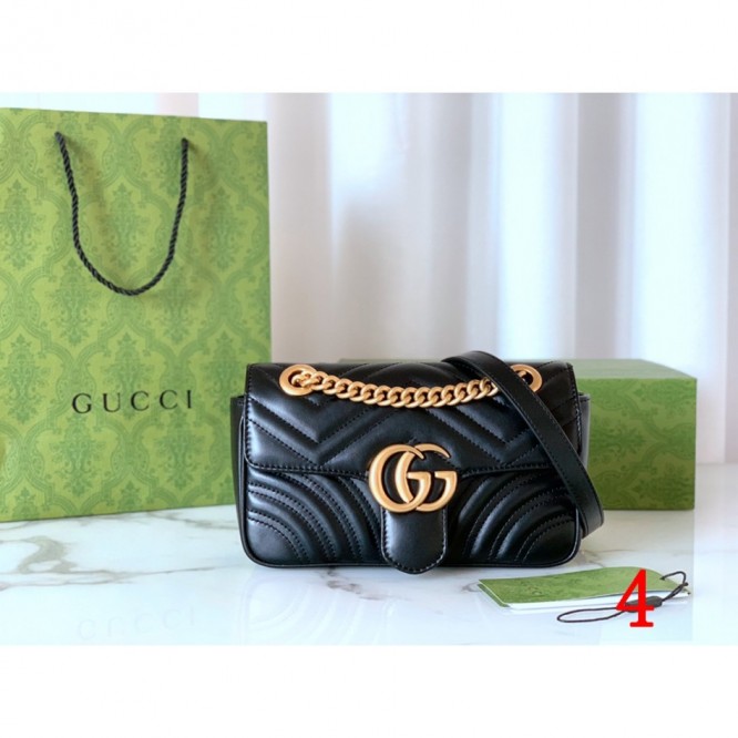 Gucci〔GGマーモント〕 キルティング ミニバッグ446744