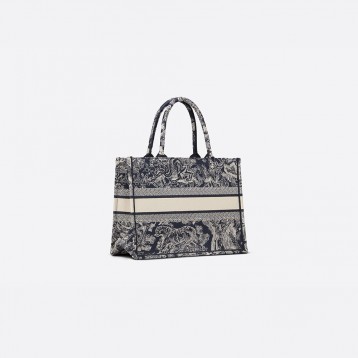 【世界中で大人気♪】Dior 2021 DIOR BOOK TOTE スモールバッグ トワル ドゥ ジュイ リバース エンブロイダリー M1296ZRGO_M928 【世界中で大人気♪】Dior 2021 DIOR BOOK TOTE スモールバッグ トワル ドゥ ジュイ リバース エンブロイダリー M1296ZRGO_M928
