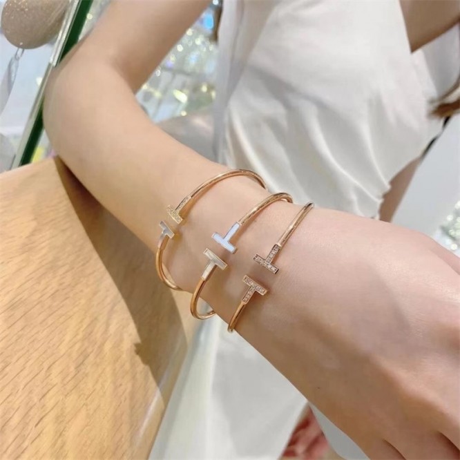 ★1126新品★Tiffany ティファニー ワイヤー ブレスレット ローズゴールドにダイヤモンドとマザーオブパール GRP11104