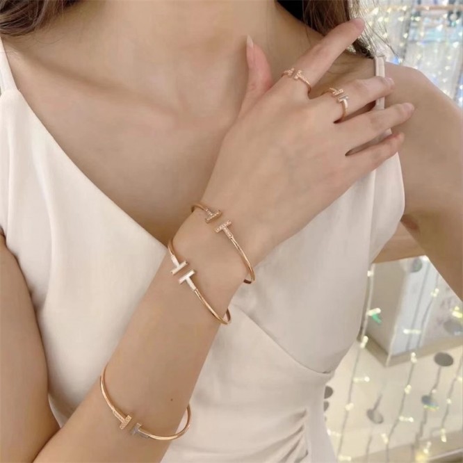 ★1126新品★Tiffany ティファニー ワイヤー ブレスレット ローズゴールドにダイヤモンドとマザーオブパール GRP11104
