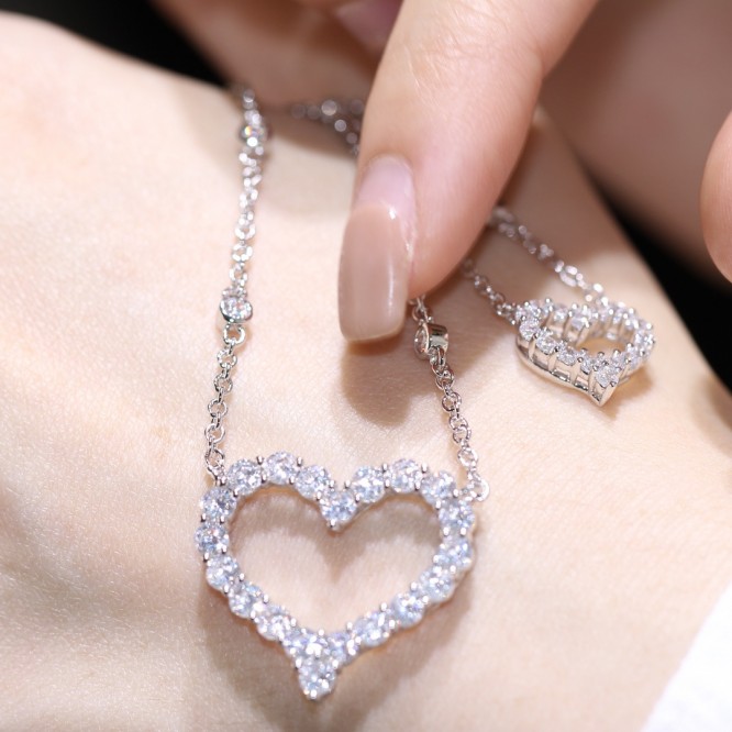 ★1129新品★Tiffany ティファニー ハート ペンダント 61101217