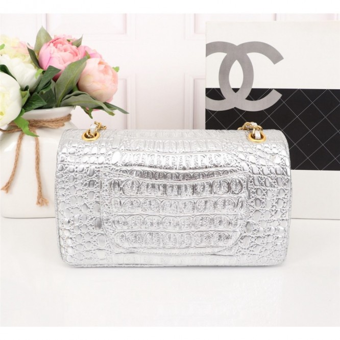 【CHANEL】 フラップバッグ ラムスキン ク