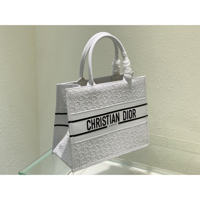 Dior Booktote ディオール ロゴ オブリーク エンボス ミディアム