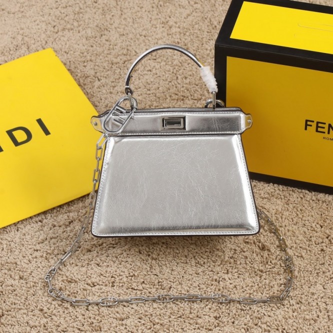 FENDI PEEKABOO フェンディ ピーカブー ミニ
